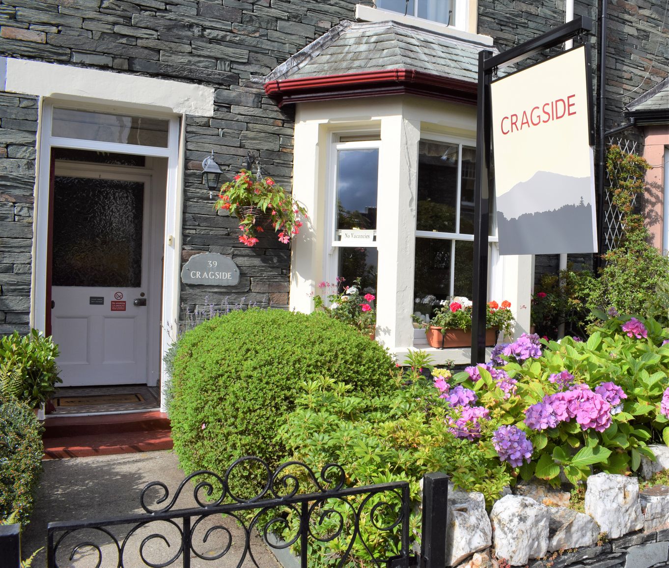 Cragside Guest House