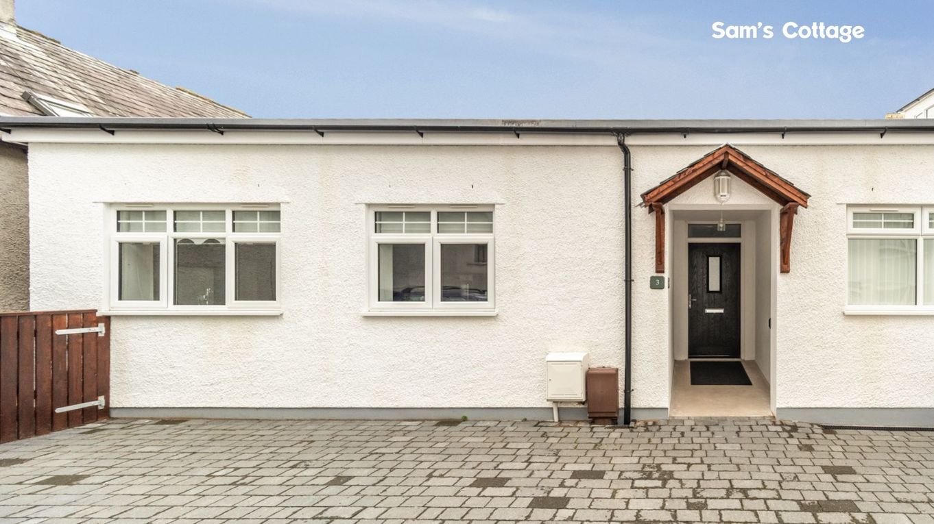 Tithe Cottage, Isabel Cottage, Sams Cottage & Greta Side