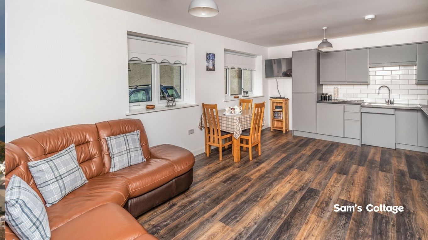 Tithe Cottage, Isabel Cottage, Sams Cottage & Greta Side