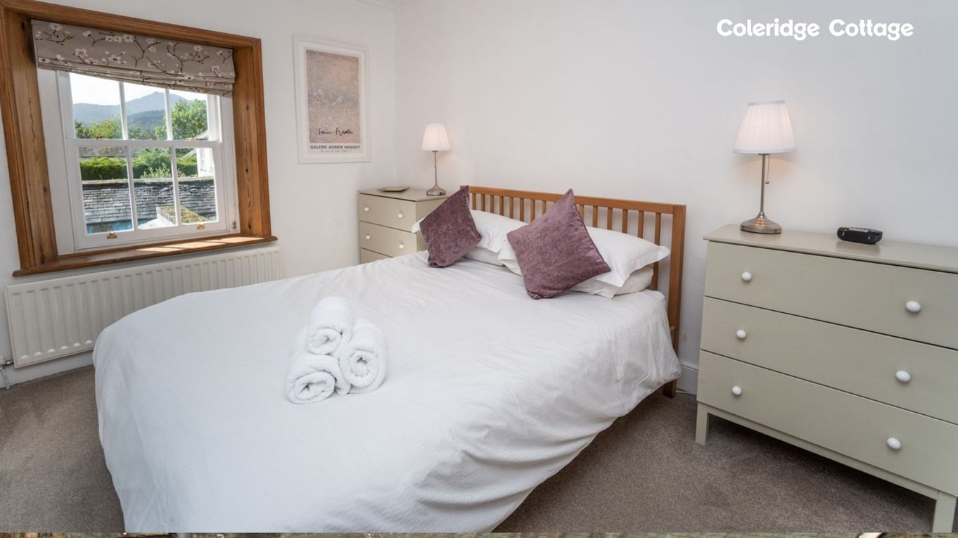 Bridge House Cottages & Apartments