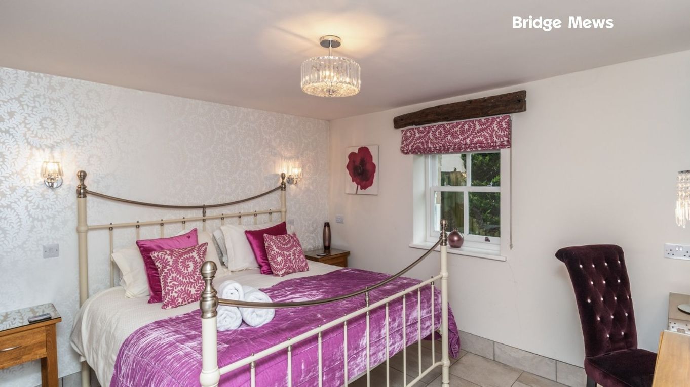 Bridge House Cottages & Apartments