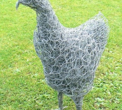 Wire Sculptures ~ 'Hens or Ducks' with Sue Nichols 