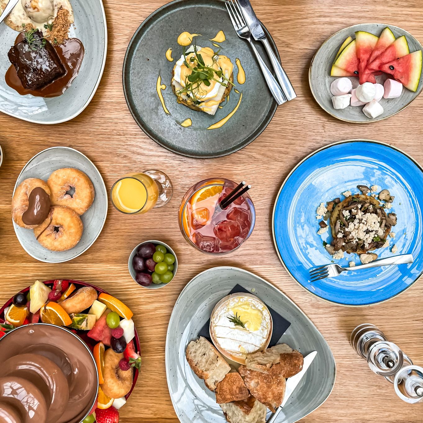 Bottomless Brunch
