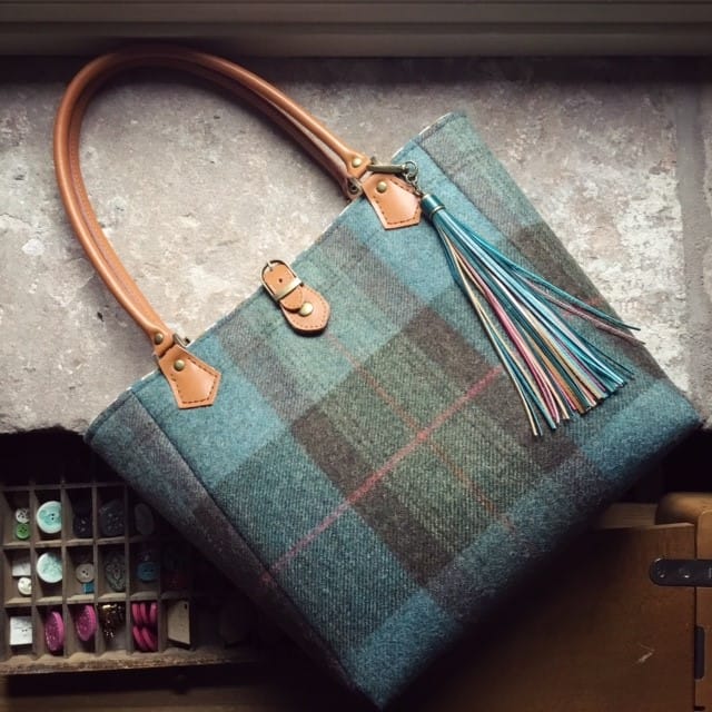 Hole House Bag Making 